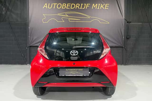 Toyota Aygo (2017) thumbnail 5