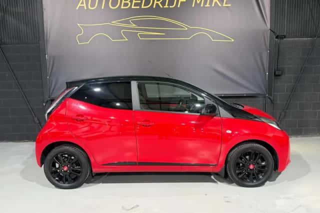 Toyota Aygo (2018) thumbnail 6