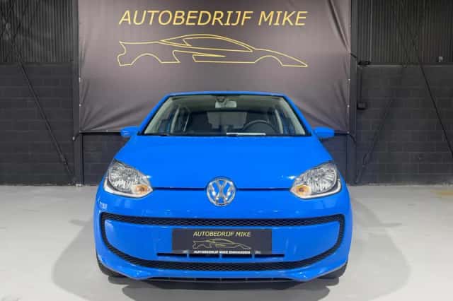 Volkswagen Up! (2015) thumbnail 3
