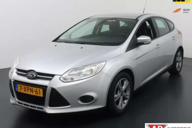 Ford Focus (2014) thumbnail 1