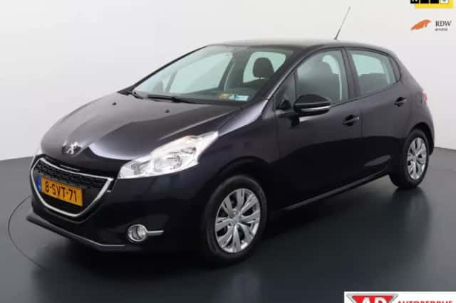 Peugeot 208 (2013) thumbnail 1
