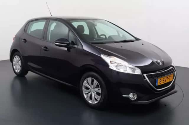 Peugeot 208 (2013) thumbnail 2