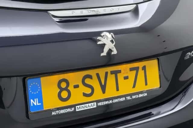 Peugeot 208 (2013) thumbnail 6