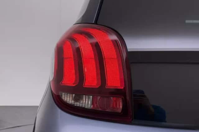 Peugeot 108 (2015) thumbnail 5