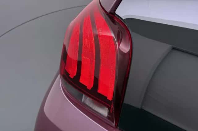 Peugeot 108 (2014) thumbnail 5