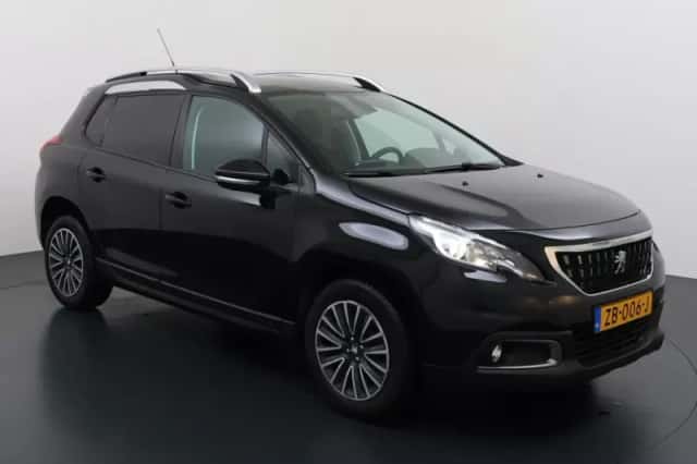 Peugeot 2008 (2018) thumbnail 2
