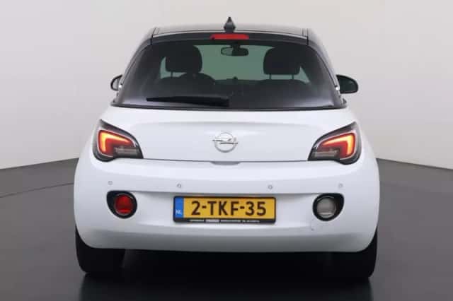 Opel Adam (2014) thumbnail 3