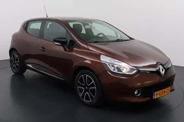 Renault Clio (2013) thumbnail 2