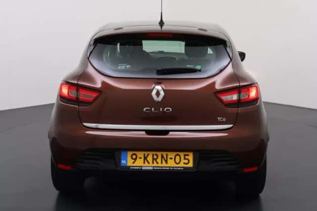 Renault Clio (2013) thumbnail 3