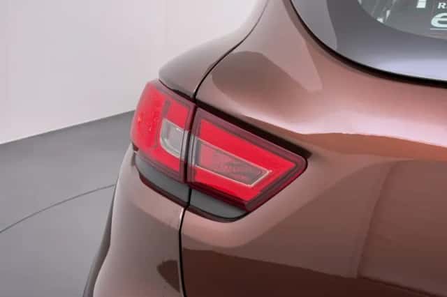 Renault Clio (2013) thumbnail 5