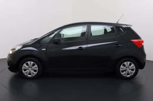 Hyundai ix20 (2011) thumbnail 4