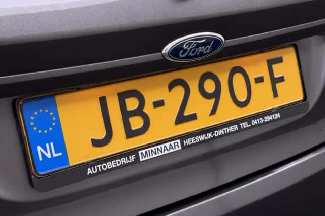 Ford Fiesta (2016) thumbnail 6
