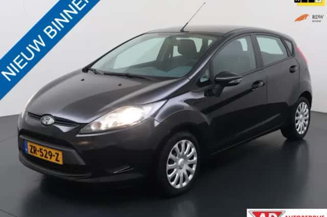Ford Fiesta (2009) thumbnail 1