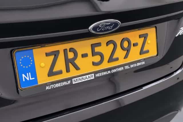 Ford Fiesta (2009) thumbnail 6