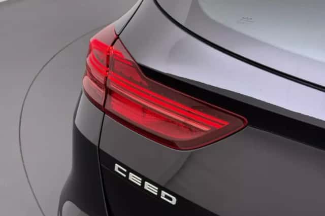 Kia Ceed Sportswagon (2022) thumbnail 5