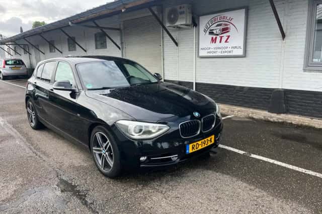 BMW 1-Serie (2012) thumbnail 1