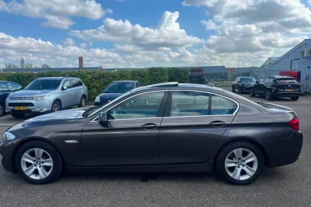 BMW 5-Serie (2011) thumbnail 4