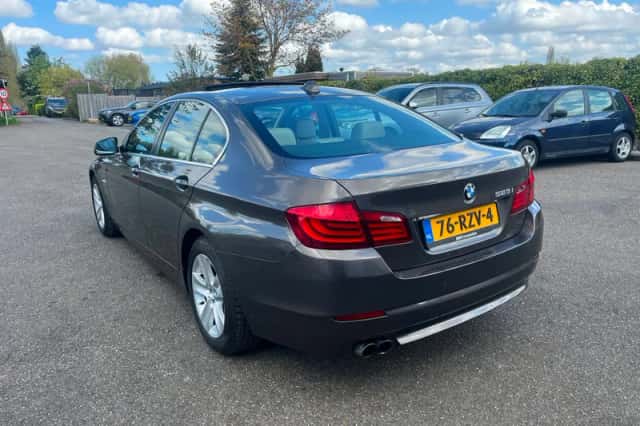 BMW 5-Serie (2011) thumbnail 5