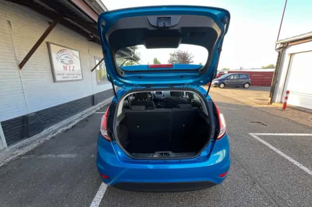 Ford Fiesta (2015) thumbnail 5