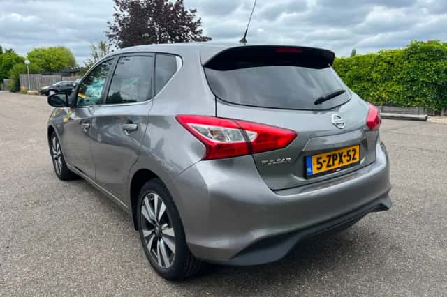 Nissan Pulsar (2015) thumbnail 5