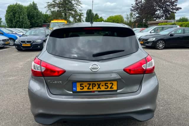 Nissan Pulsar (2015) thumbnail 6