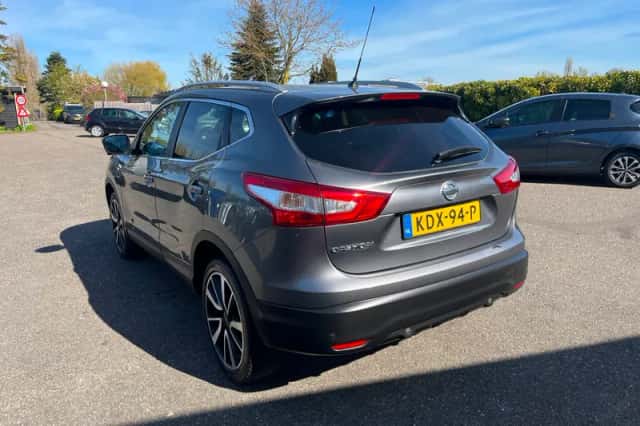 Nissan Qashqai (2014) thumbnail 5