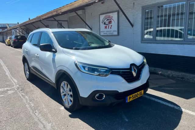 Renault Kadjar (2017) thumbnail 1