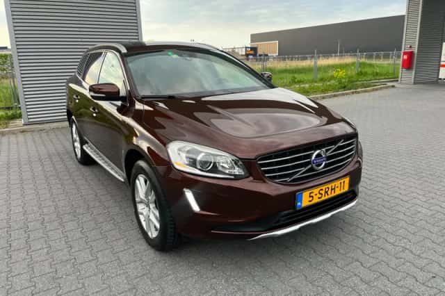 Volvo XC60 (2013) thumbnail 1