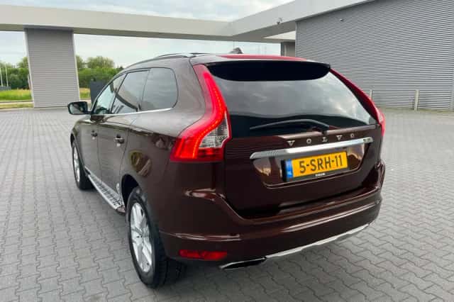 Volvo XC60 (2013) thumbnail 5
