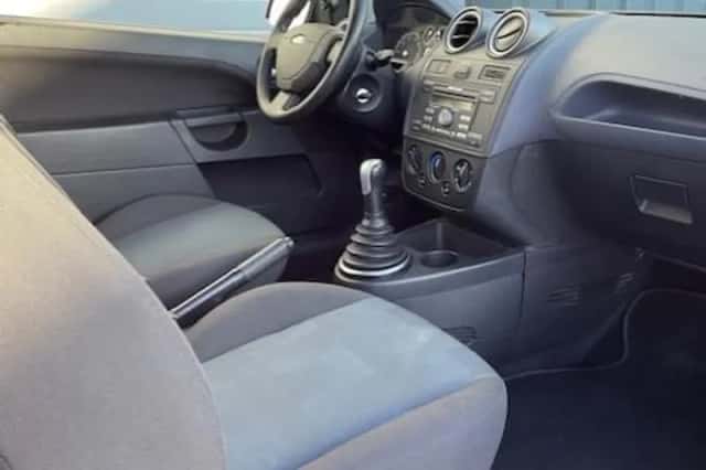Ford Fiesta (2006) thumbnail 5