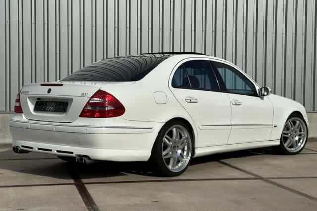 Mercedes-Benz E-Klasse (2002) thumbnail 4