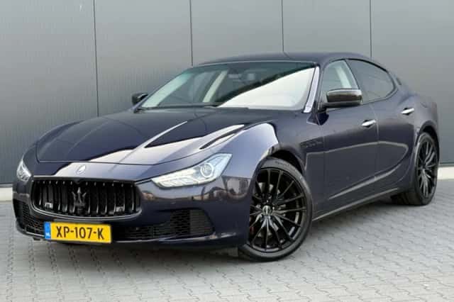 Maserati Ghibli (2015) thumbnail 1