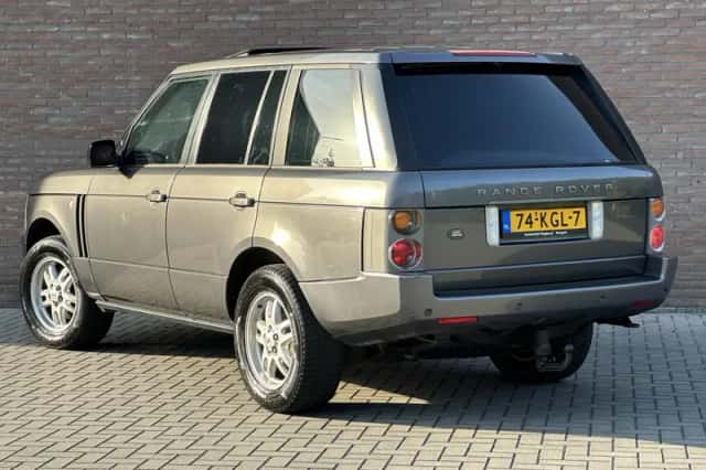 Land Rover Range Rover (2003) thumbnail 3