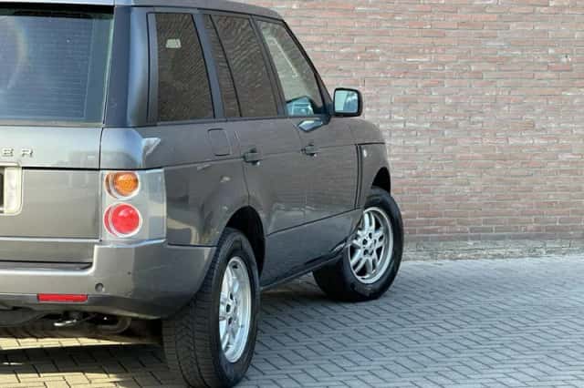 Land Rover Range Rover (2003) thumbnail 5