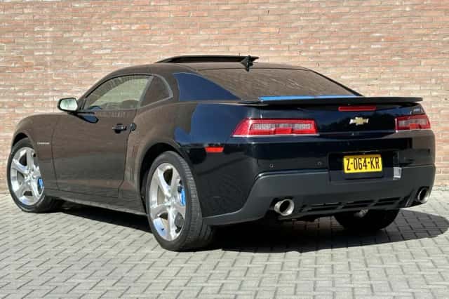 Chevrolet Camaro (2014) thumbnail 3
