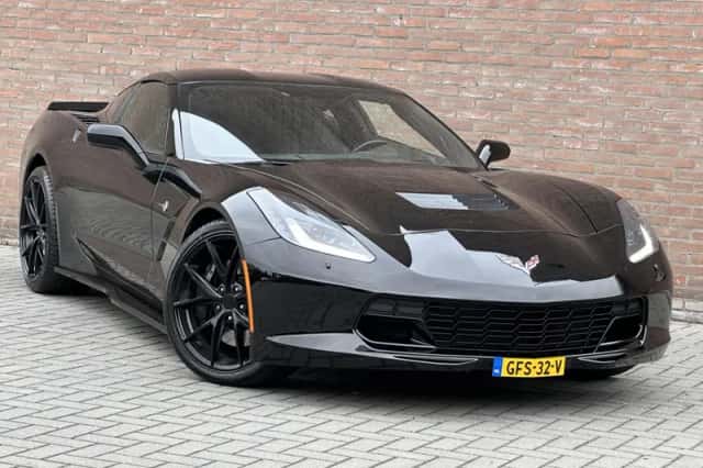 Chevrolet Corvette (2014) thumbnail 2