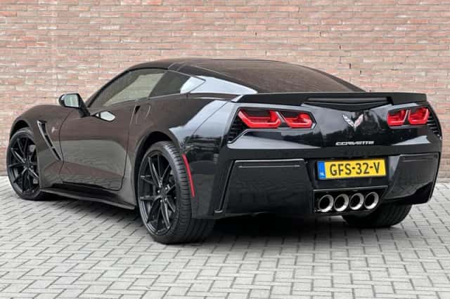Chevrolet Corvette (2014) thumbnail 3
