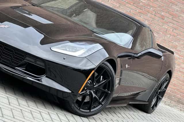 Chevrolet Corvette (2014) thumbnail 6