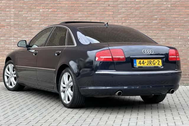Audi A8 (2008) thumbnail 3