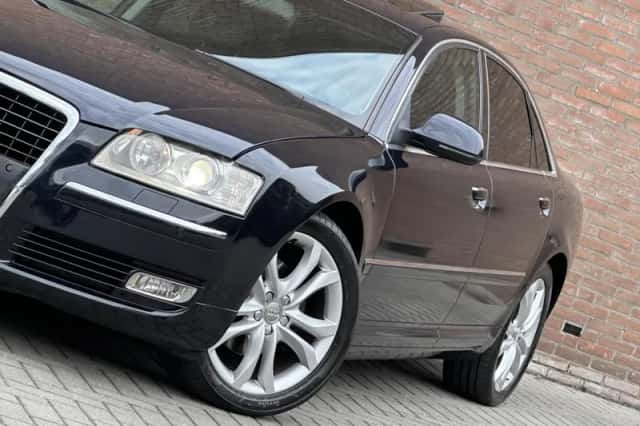 Audi A8 (2008) thumbnail 6