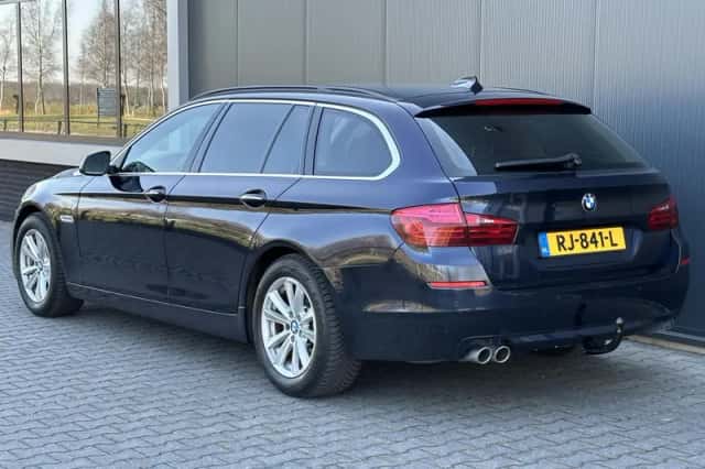 BMW 5-Serie (2013) thumbnail 3