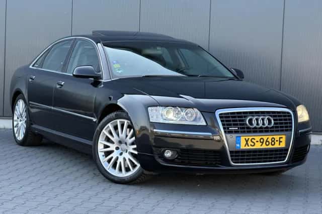 Audi A8 (2005) thumbnail 2