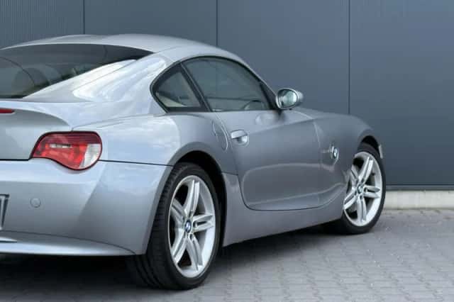BMW Z4 (2006) thumbnail 5