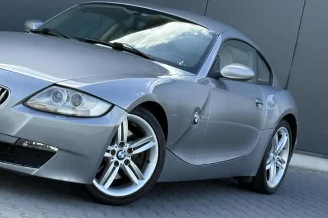 BMW Z4 (2006) thumbnail 6