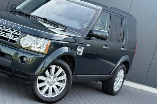 Land Rover Discovery (2013) thumbnail 6