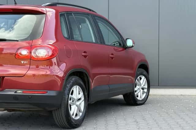 Volkswagen Tiguan (2008) thumbnail 5