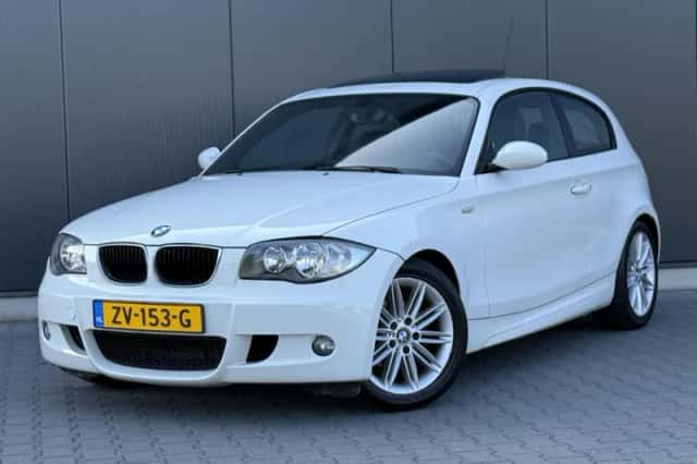 BMW 1-Serie (2008) thumbnail 1