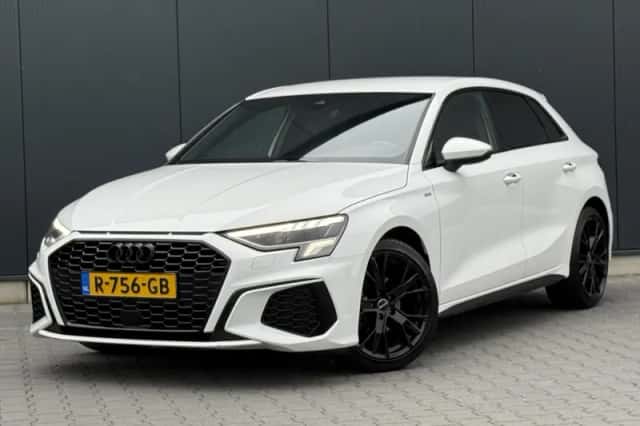 Audi A3 (2022) thumbnail 1