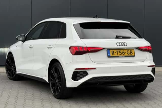 Audi A3 (2022) thumbnail 5