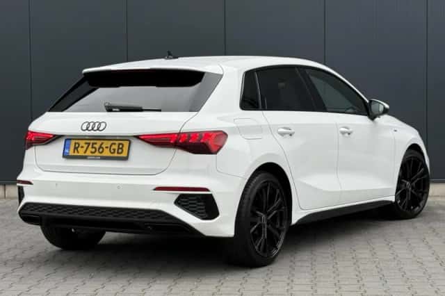 Audi A3 (2022) thumbnail 6